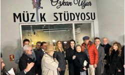 Özkan Uğur Müzik Stüdyosu İstanbul'da açıldı